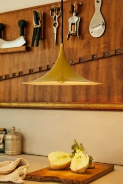 GUBI Semi pendant, 47 cm, fennel seed, glossy