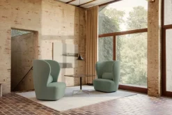 GUBI Semi pendant 47 cm, matt black