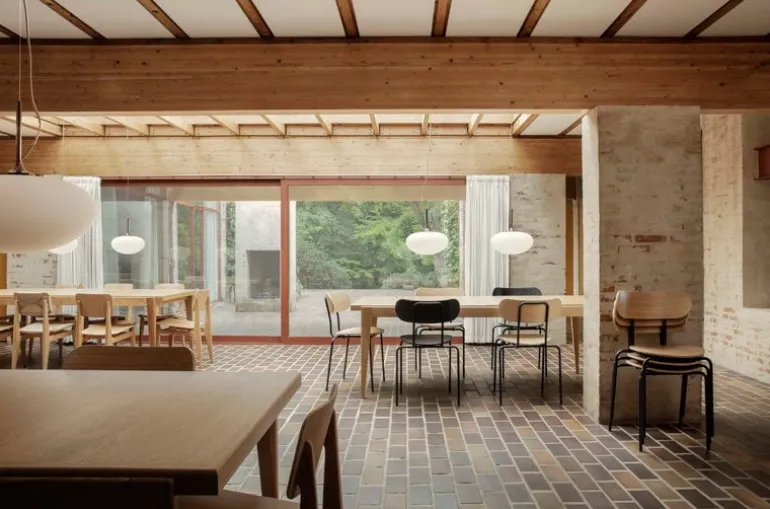 GUBI Stemlite pendant, 38 cm, pebble grey