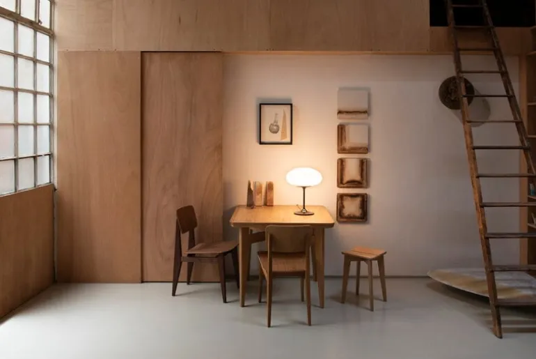 GUBI Stemlite table lamp, 42 cm, dimmable, black chrome