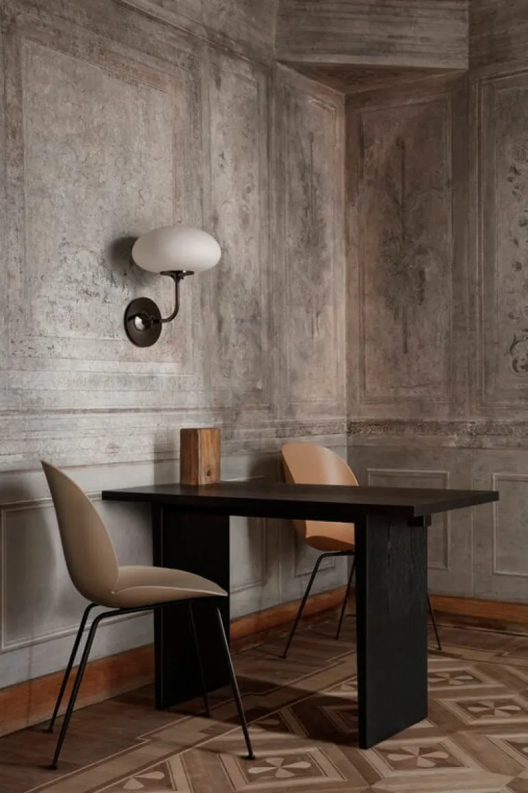 GUBI Stemlite wall lamp, black chrome