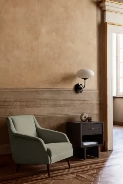 GUBI Stemlite wall lamp, black chrome