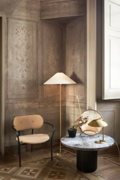 GUBI Tynell 5321 table lamp, brass - rattan