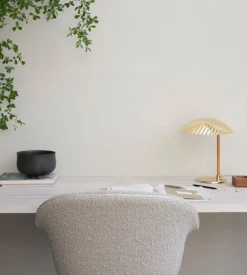 GUBI Tynell 5321 table lamp, brass - rattan