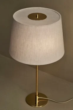 GUBI Tynell 9205 table lamp, brass - canvas