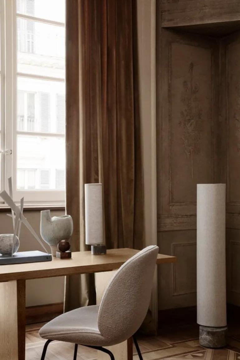 GUBI Unbound table lamp, canvas