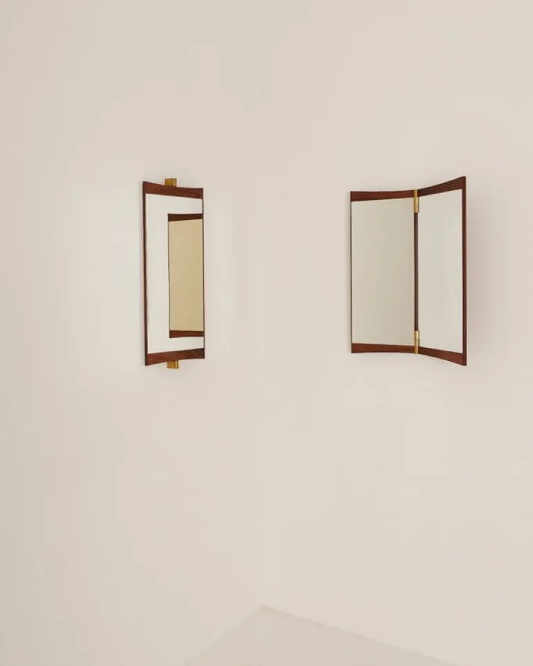 GUBI Vanity wall mirror, 1 panel, walnut - brass