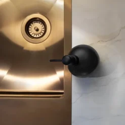 Happy Sinks Happy Sinks Kiwi soap dispenser, matt black