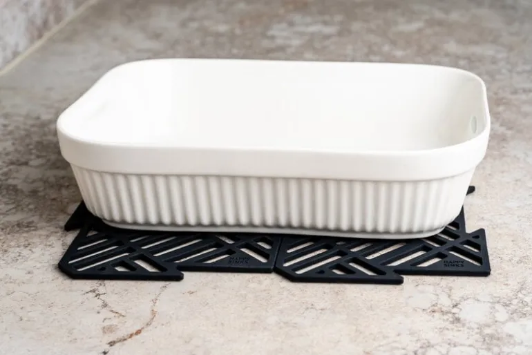 Happy Sinks Happy Sinks Puzzle sink mat, 4 pcs, black