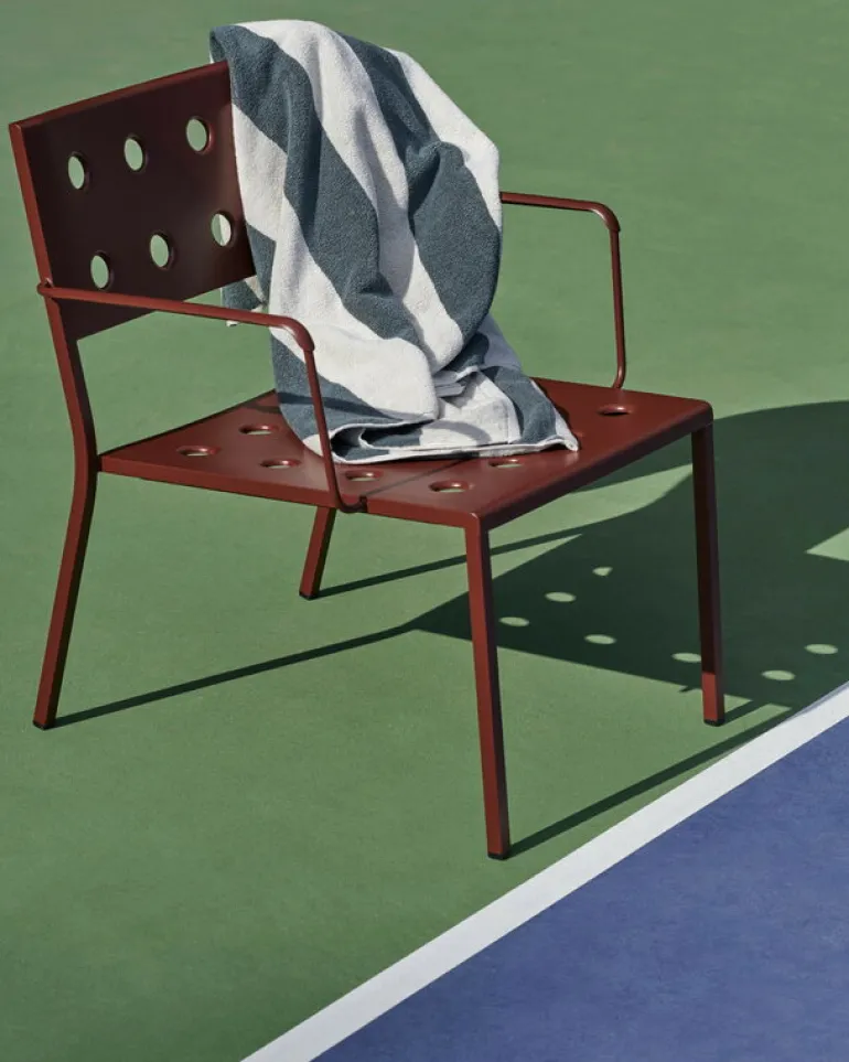 HAY Balcony lounge armchair, iron red