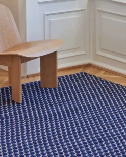 HAY Channel rug, blue - white