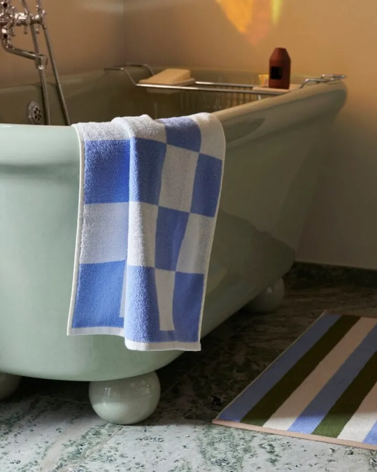 HAY Check bath towel, 70 x 136 cm, sky blue