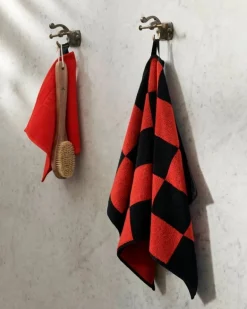 HAY Check hand towel, 50 x 90 cm, poppy red