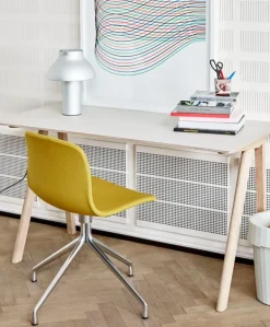 HAY CPH90 2.0 desk, 130 x 65 cm, lacquered oak - off-white linoleum