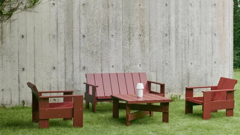 HAY Crate lounge sofa, iron red