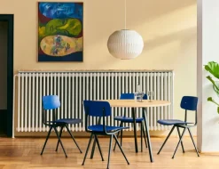 HAY Loop Stand round table, 120 cm, deep blue - lacquered oak