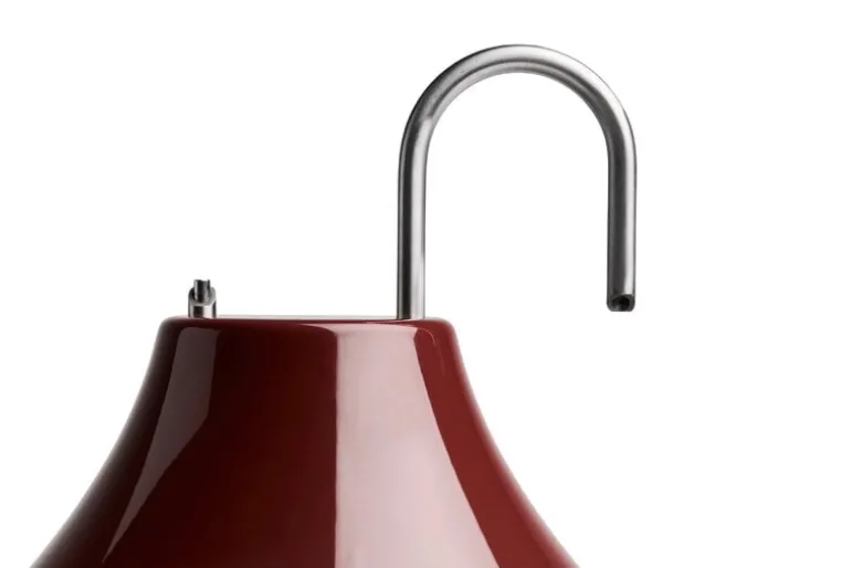 HAY Mousqueton portable table lamp, iron red