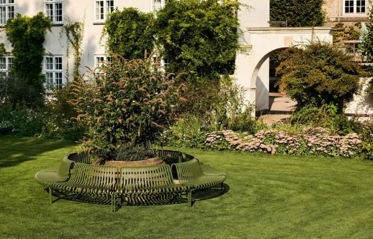 HAY Palissade Park dining bench add-on, out, sky grey