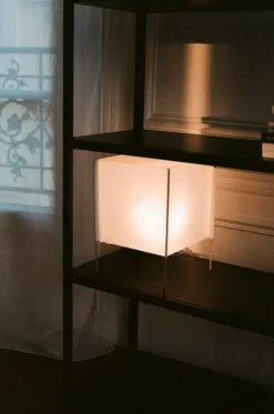 HAY Paper Cube table lamp, white