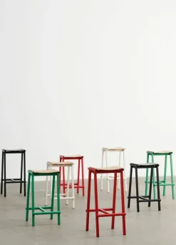 HAY Taburete 8 bar stool, high, 75 cm, soft jade - lacquered oak