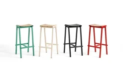 HAY Taburete 8 bar stool, low, 65 cm, soft jade - lacquered oak