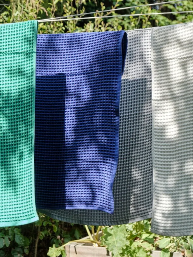 HAY Waffle bath towel, emerald green