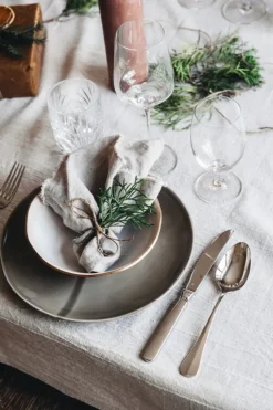 Heirol Smooth plate, 28 cm, olive