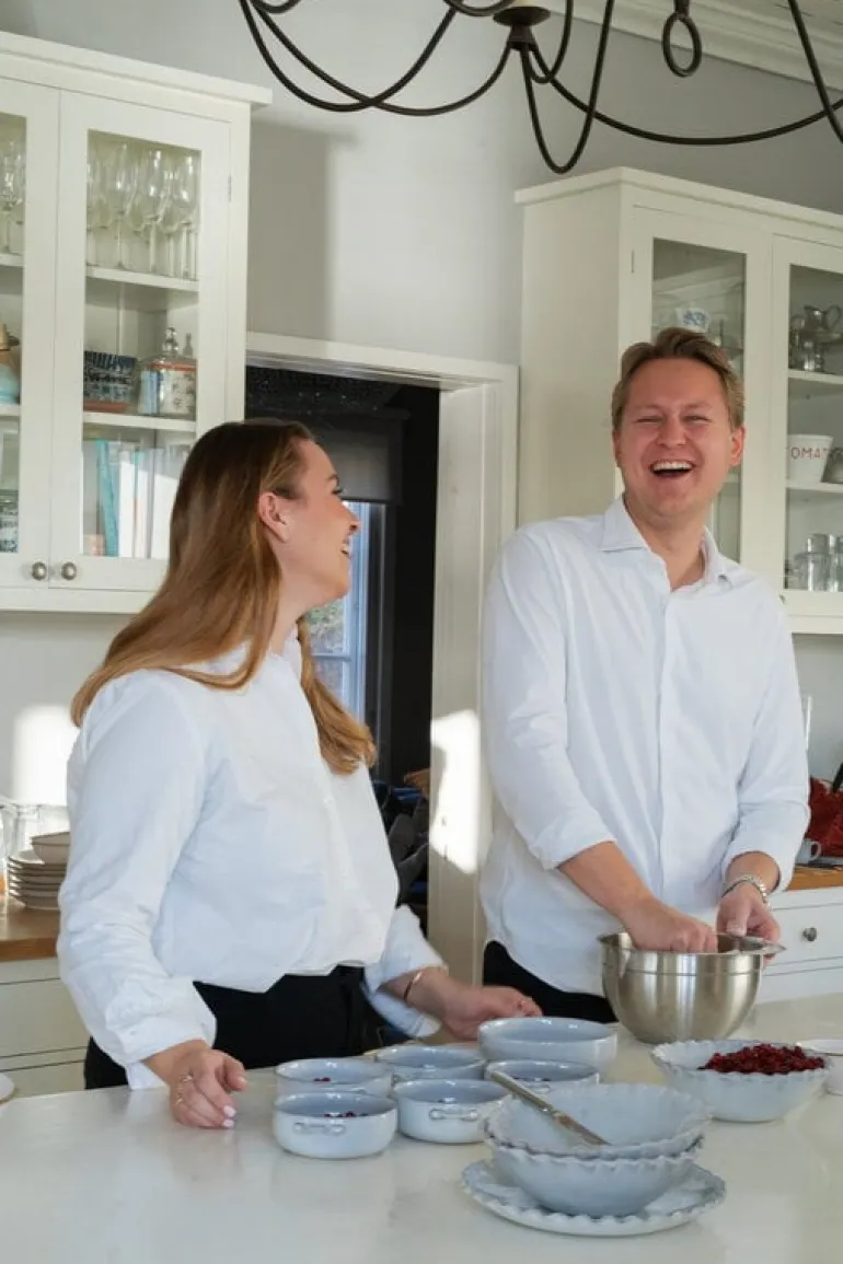 Heirol Svelte bowl with handles, 12 cm, stone