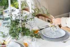 Heirol Twist plate, 28 cm, stone