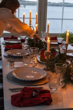 Heirol Twist plate, 28 cm, stone