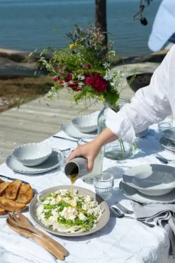 Heirol Twist plate, 28 cm, stone