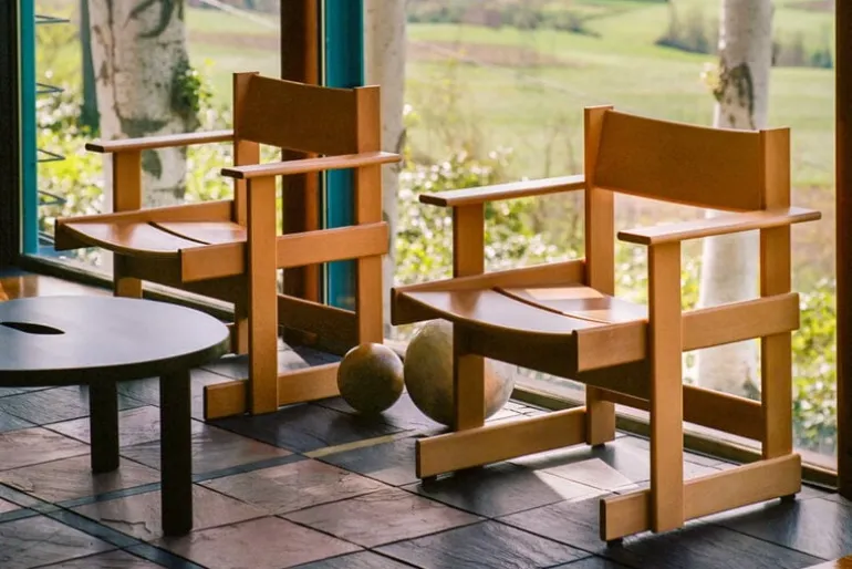 Hem Bullnose lounge chair, black