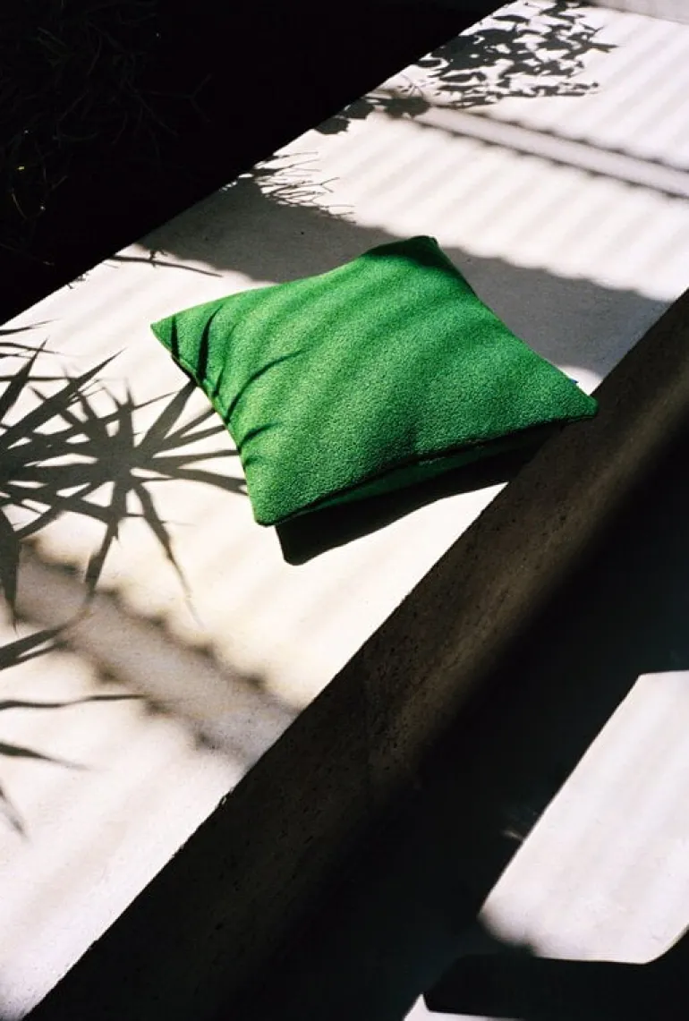 Hem Crepe cushion, 50 x 50 cm, pine