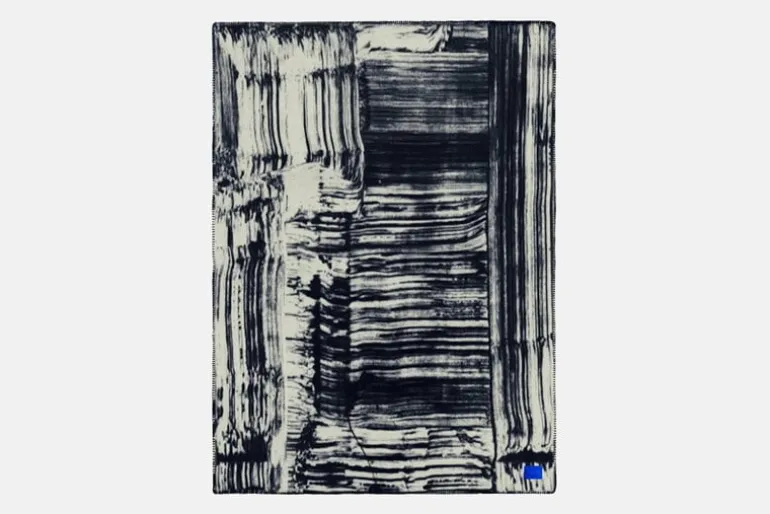 Hem Glitch throw, 180 x 130 cm, pale lemon - navy blue