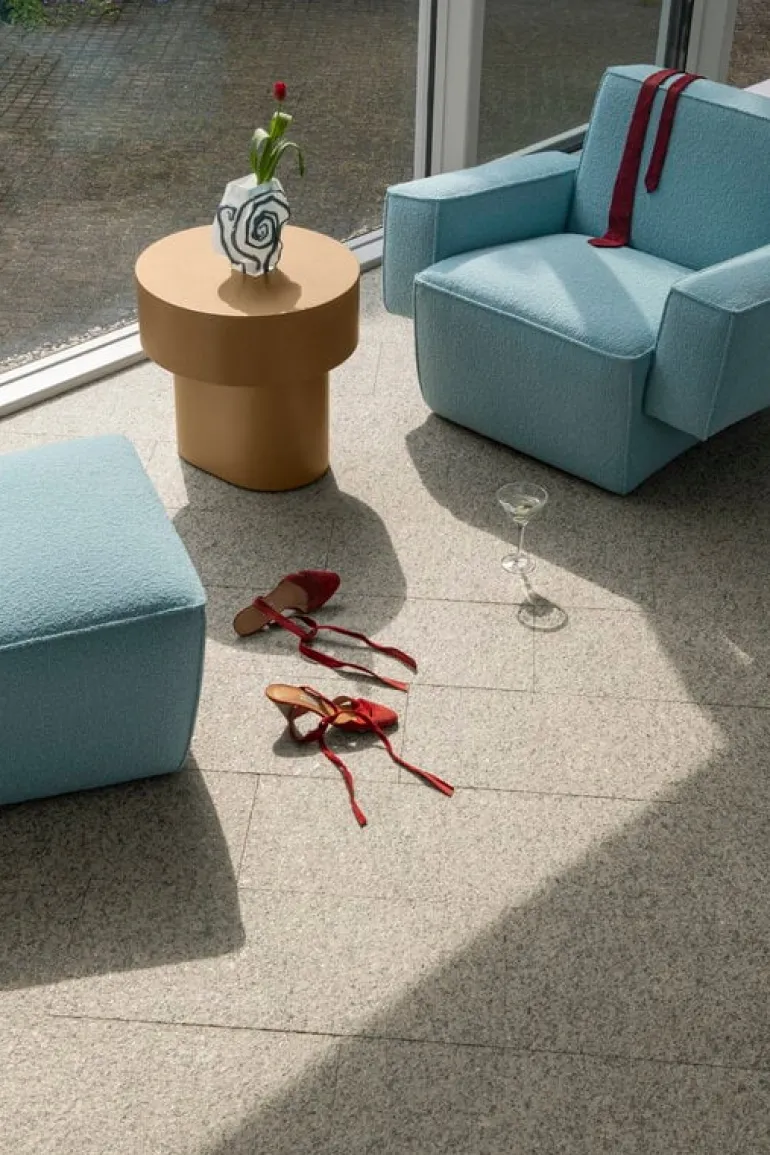 Hem Hunk lounge chair with armrests, Tiree Icicle