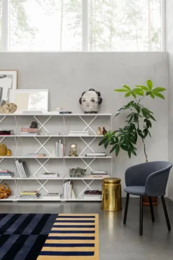 Hem Last stool, polished brass