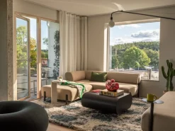 Hem Monster rug, 250 x 350 cm, dark teal - off white