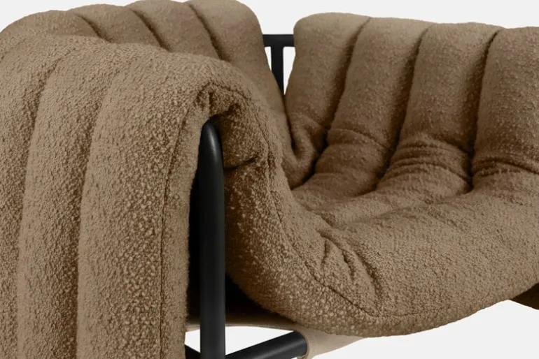 Hem Puffy lounge chair, sawdust boucle - black grey steel