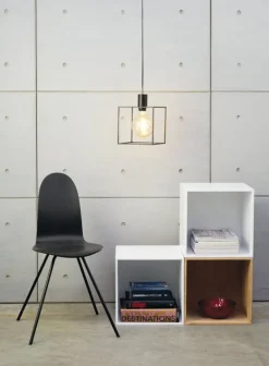 HOWE Tongue chair, black veneer - black