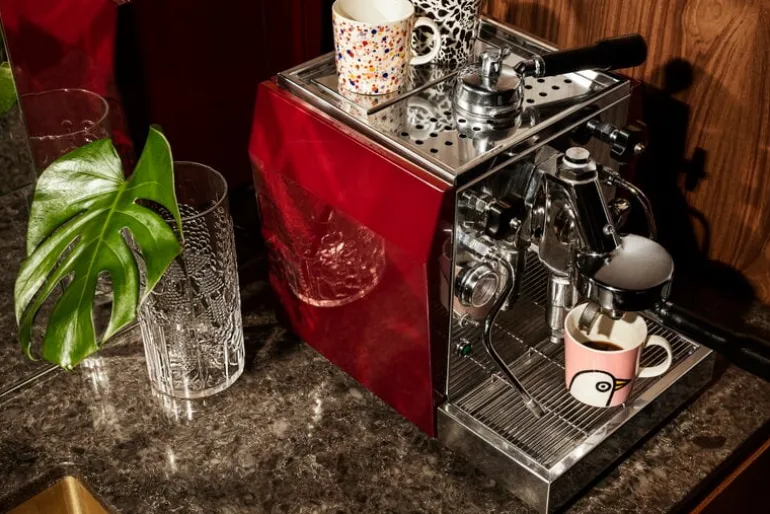 Iittala Flora vase, 250 mm, clear