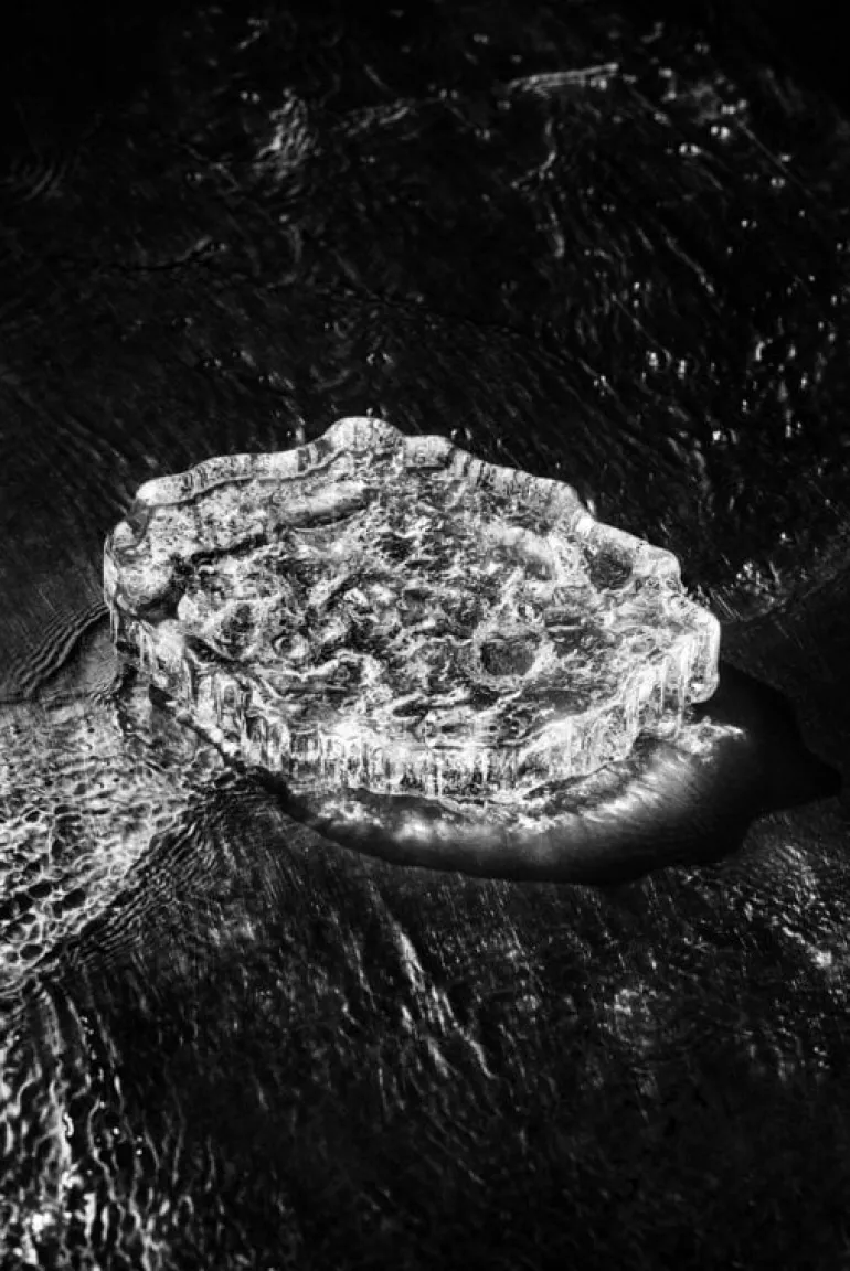 Iittala Ice platter art piece, 260 x 35 mm, clear