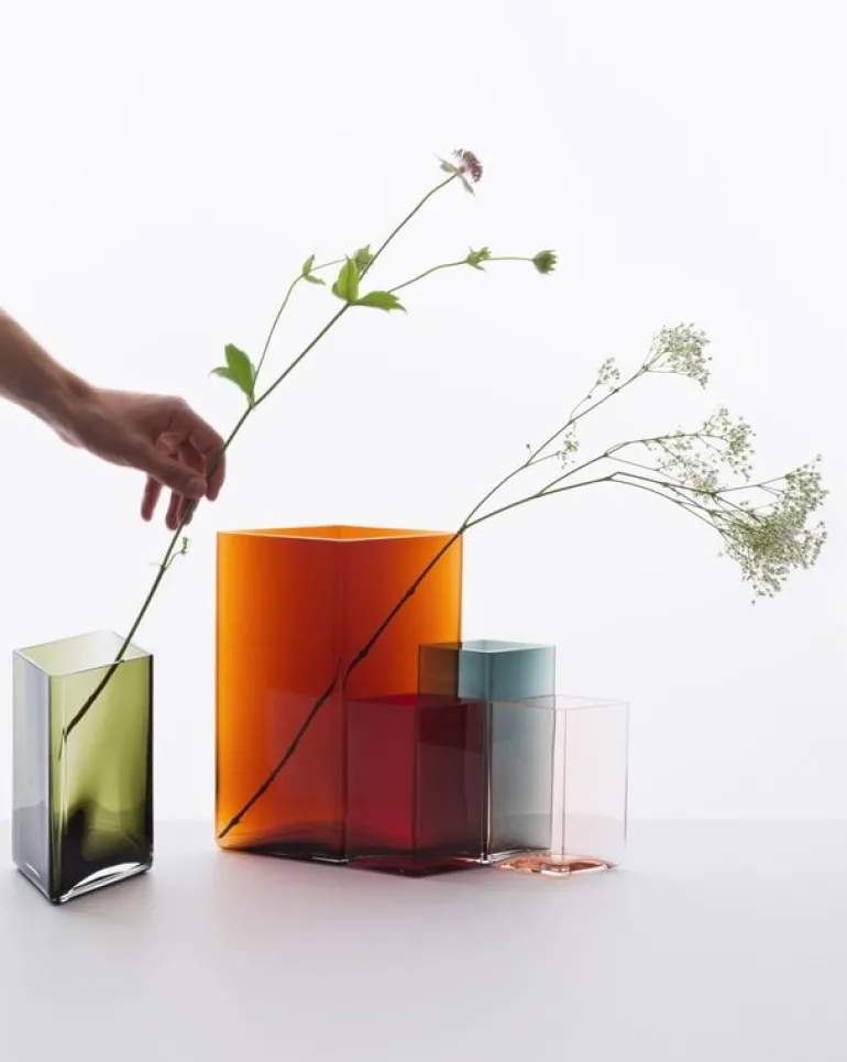 Iittala Ruutu vase, 115 x 140 mm, cranberry