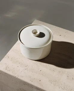 Iittala Teema pot with lid, 2,3 L, white