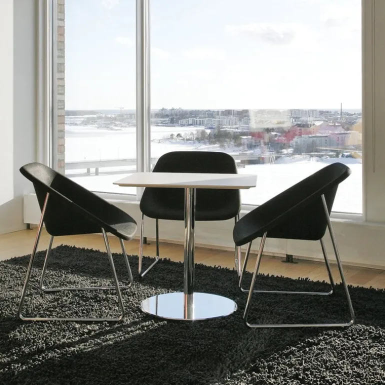 Inno Kola Light chair, black