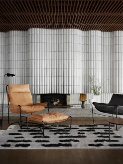 Interface Bug armchair, low, black leather Moderno