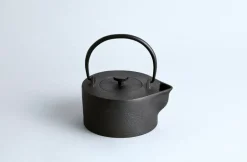Iwatemo HK kettle, 0,4 L, cast iron