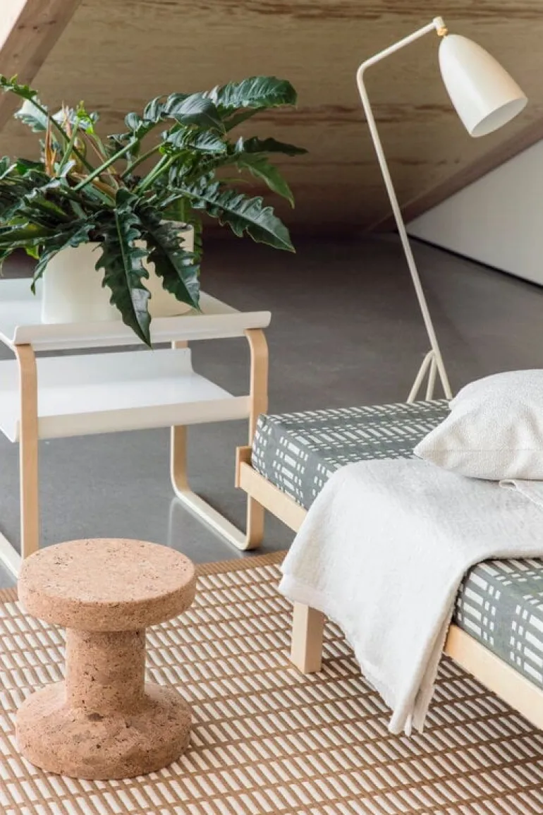 Johanna Gullichsen Nereus mattress cover for Aalto day bed 710