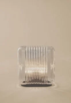 Karakter Lari table lamp