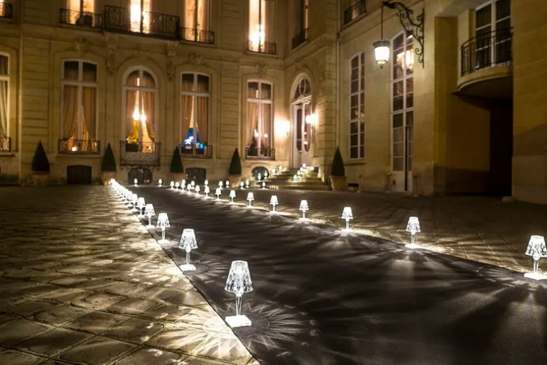 Kartell Battery lamp, clear