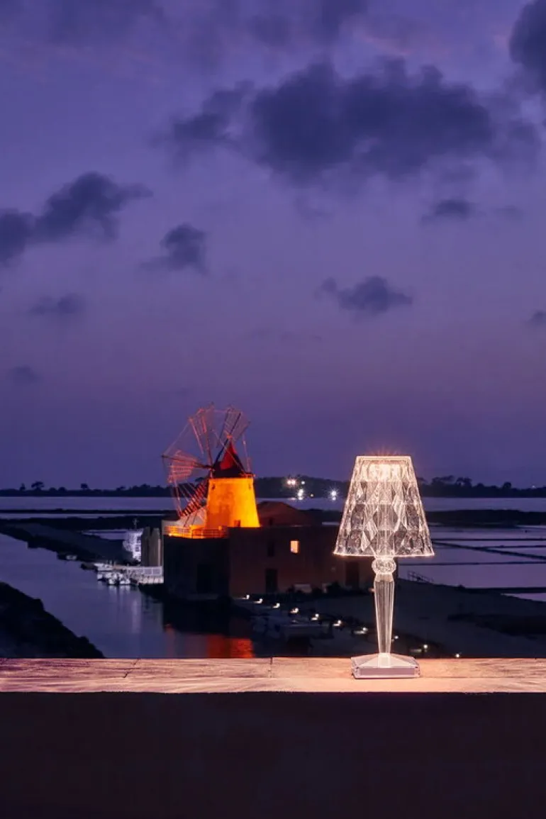 Kartell Battery lamp, clear